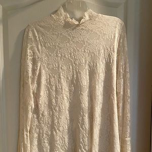 Vince Camuto ivory lace top